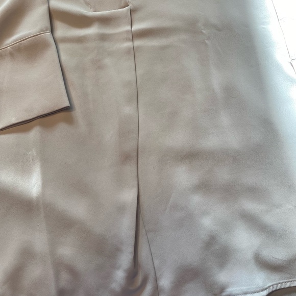 Anne Klein tunic style blouse - Picture 3 of 10